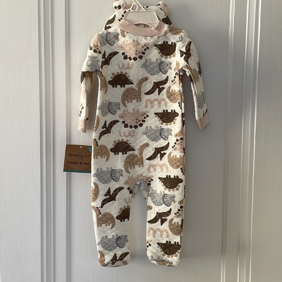 DreamGro Quilted Onesie & Hat - Picture 2 of 2